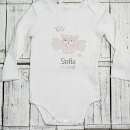 Babero con bolsillo delantero y body personalizado rosa 2