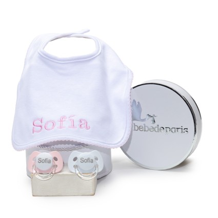 Set de Dos Chupetes y Babero Personalizados