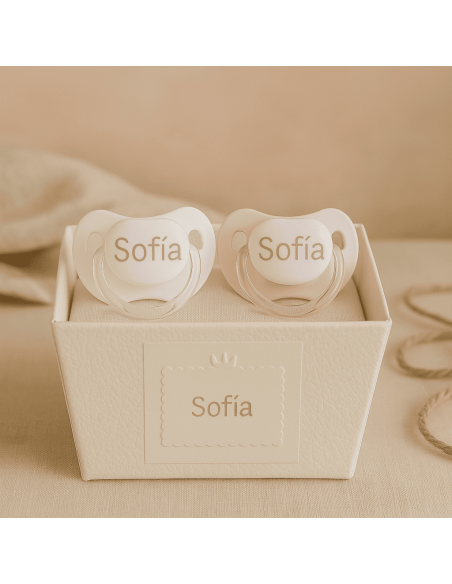 Dos chupetes personalizados con el nombre del bebé | Regalo único y práctico