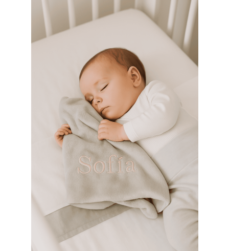 Regalo personalizado con manta y doudou bordados | Ideal para recién nacido