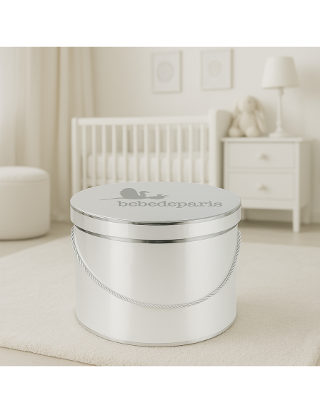 Canastilla con Babero Bordado para Bebé | Regalo Personalizado - Bebé de París