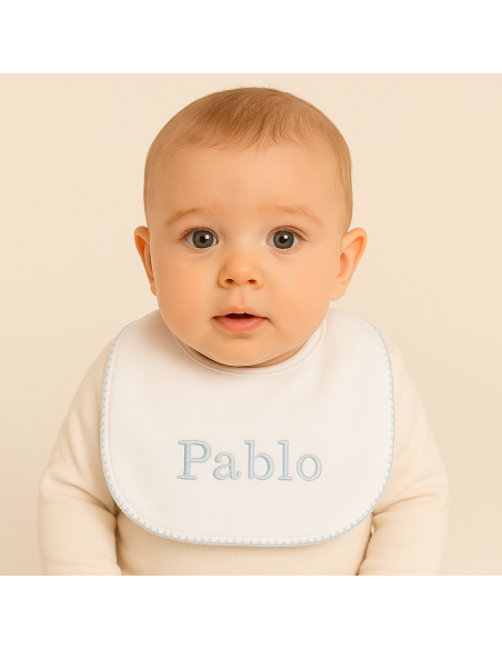 Set de baberos bordados con nombre del bebé | Regalo personalizado y práctico
