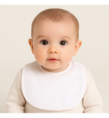 Conjunto bebé con patucos, manoplas y gorro + peluche en caja vintage