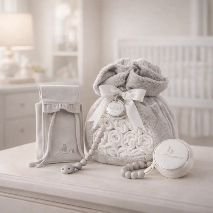 Tarta de Pañales con Pañalera | Regalo Funcional y Completo para Bebé 2