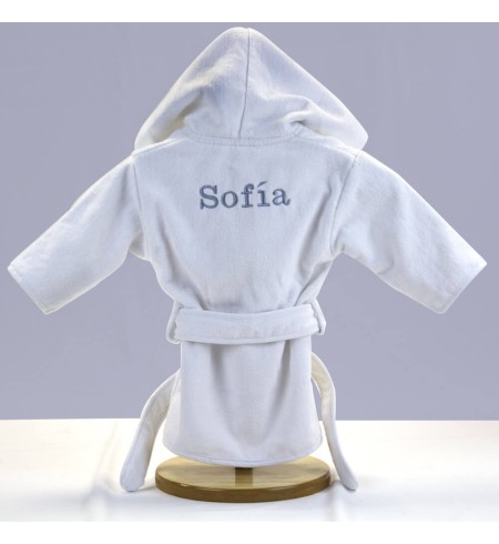 Productos cosméticos naturales para bebés con albornoz bordado gris