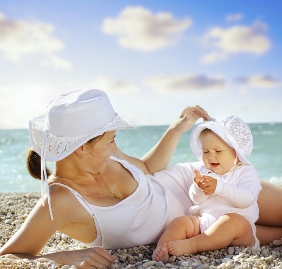 Cuidados especiales para el bebé durante el verano