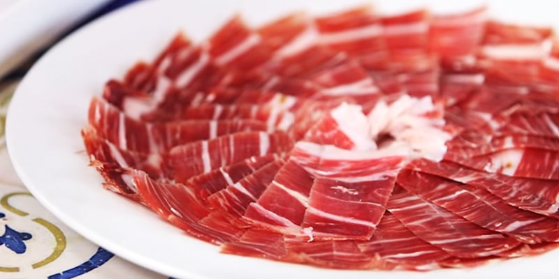 Plato jamon en el embarazo